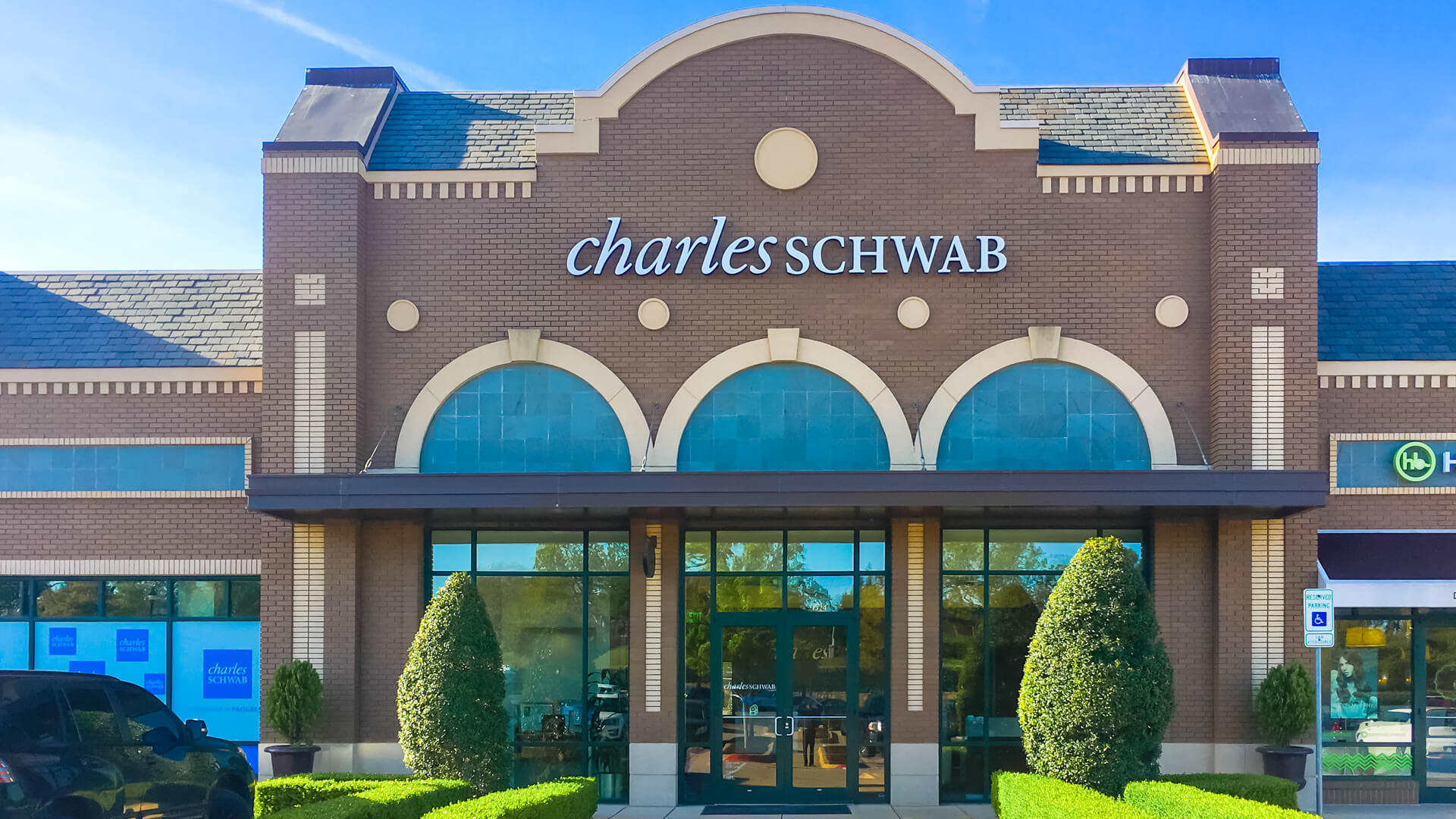 US_SCHW